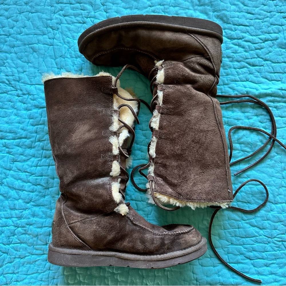 UGG Uptown II lace up boot